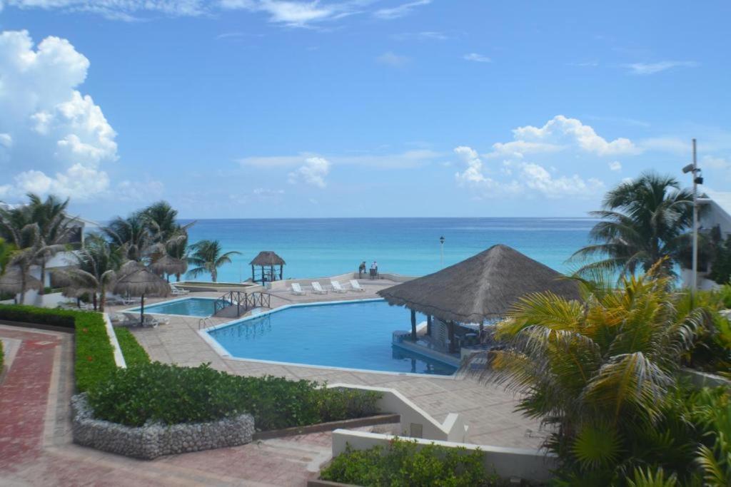 Private Room. Brisas. Zona Hotelera. Cancún Exterior foto