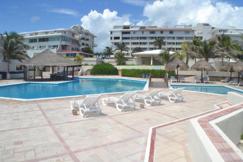 Private Room. Brisas. Zona Hotelera. Cancún Exterior foto